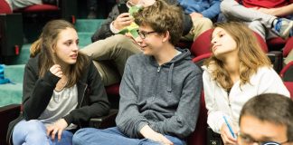 Hool Centre Sheat Giovanni Donati with Federica and Valent