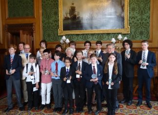 England: Young bridge players visit House of Lords
