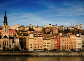 Lyon 2017: Self-Guided Youth Entertainment Tour