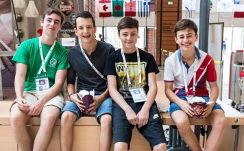 WBTC – Lyon 2017: “Truck de Ouf” in Lyon, Place Bellecour