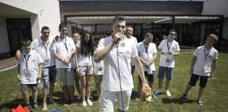 Bridge & Humor: The Ace of Trumps Runs Away By Victor Mollo