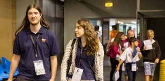 When is a singleton a good/bad opening lead?