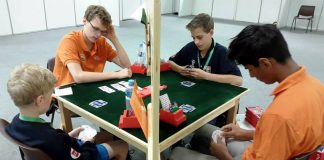 Counting Hand Maneuvers by Fernando Lema