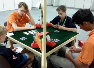 Counting Hand Maneuvers by Fernando Lema