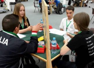 Lyon 2017 a Hand from R 9 by Tim Bourke