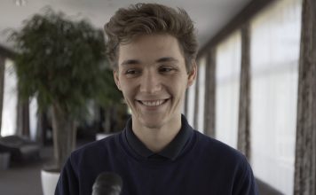 French Squeeze by Baptiste Combescure