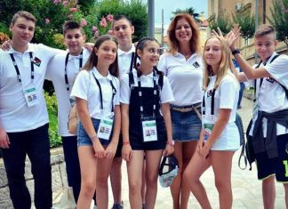 A Real Test by Terence Reese & Nikos Sarantakos