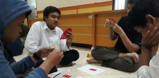 What does declarer need to do? by Robert Wolff (USA)