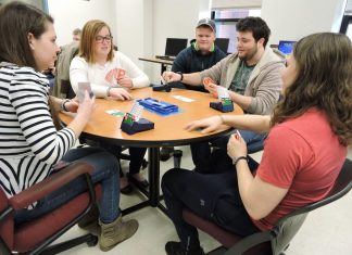 Trine’s Bridge Club growing, becoming more competitive