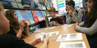 For Students Raised on iPods, Lessons in Bridge