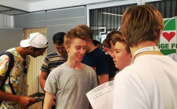 CASTAWAY – Putting the Pieces Together by Simon Stocken Castor MANN (SWE)