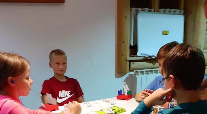 What should you discard? By Phillip Alder