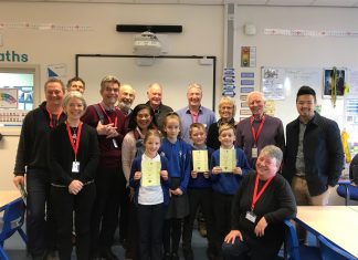 England: First Taster Starter Bridge session at Lord Deramore’s Primary School