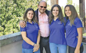 The engineer Andrea Dalpozzo and his three bridge champion daughters