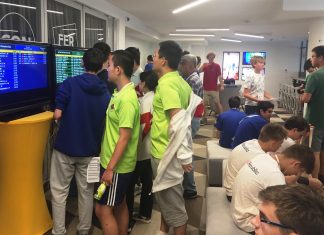 Sliding a Trump by Tim Bourke (AUS)