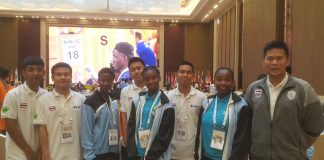 Do You Cover or not? by Phillip Alder (USA)