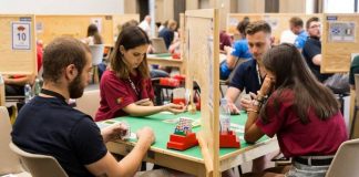 An ostentatious card by Victor Mollo (ENG)