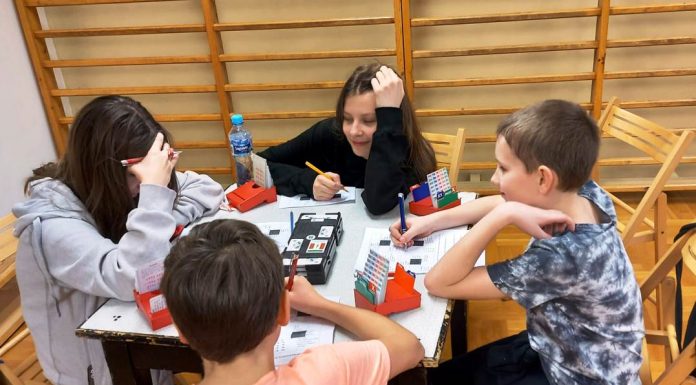 Defenseless Attack by Victor Mollo (ENG)