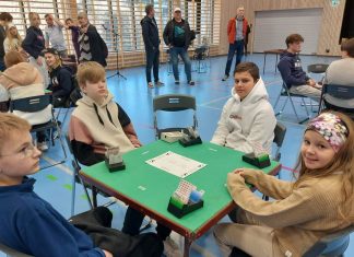 Ambition breaks the sack by Tim Bourke (AUS)