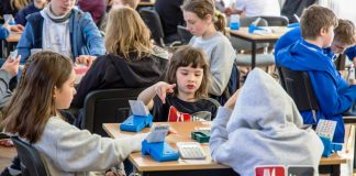 Isn’t it easier to claim than to play it out by Michael Lawrence (USA)