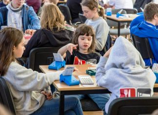 Isn’t it easier to claim than to play it out by Michael Lawrence (USA)