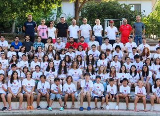 Solving the problem by Tim Bourke (AUS)