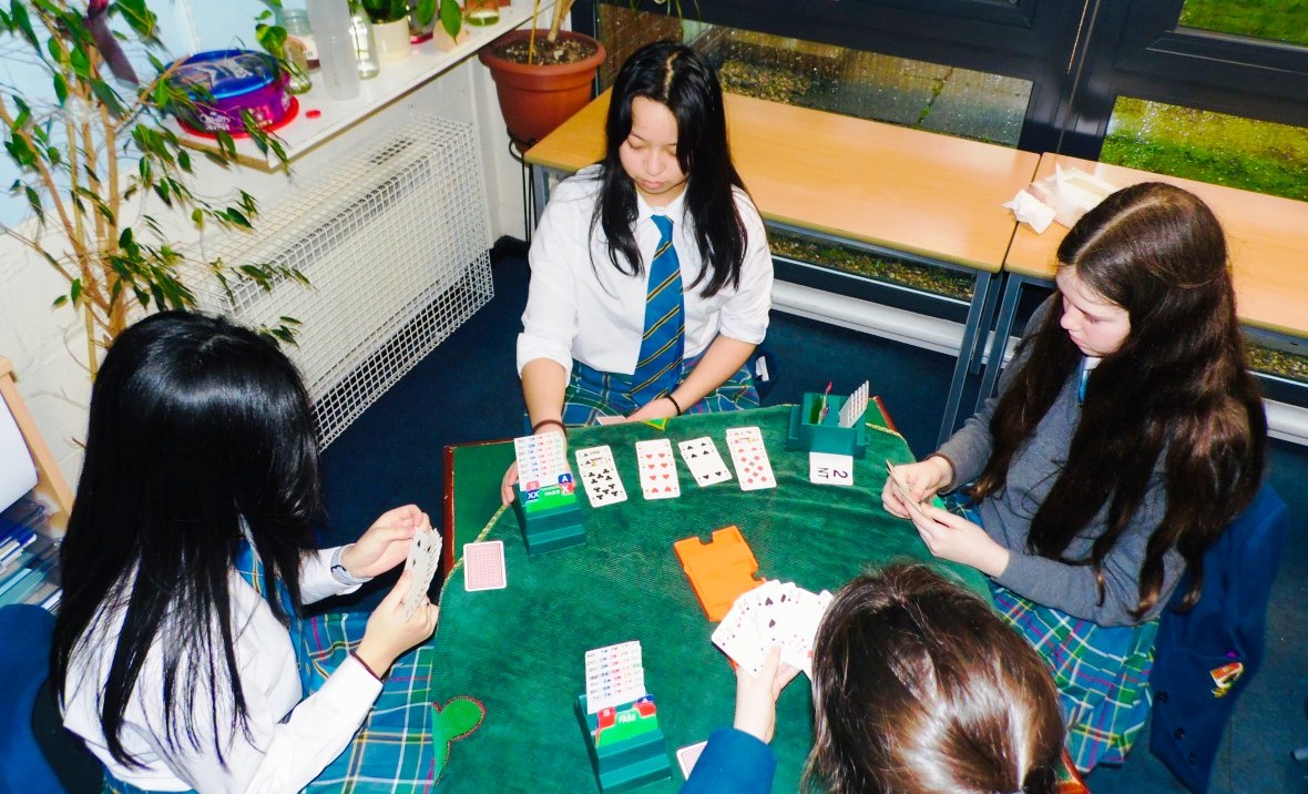 A professor at the University of Stirling said the girls’ achievement “sends an extremely positive message to young women wanting to play bridge”