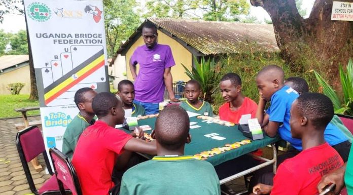Uganda – Bridge in the School